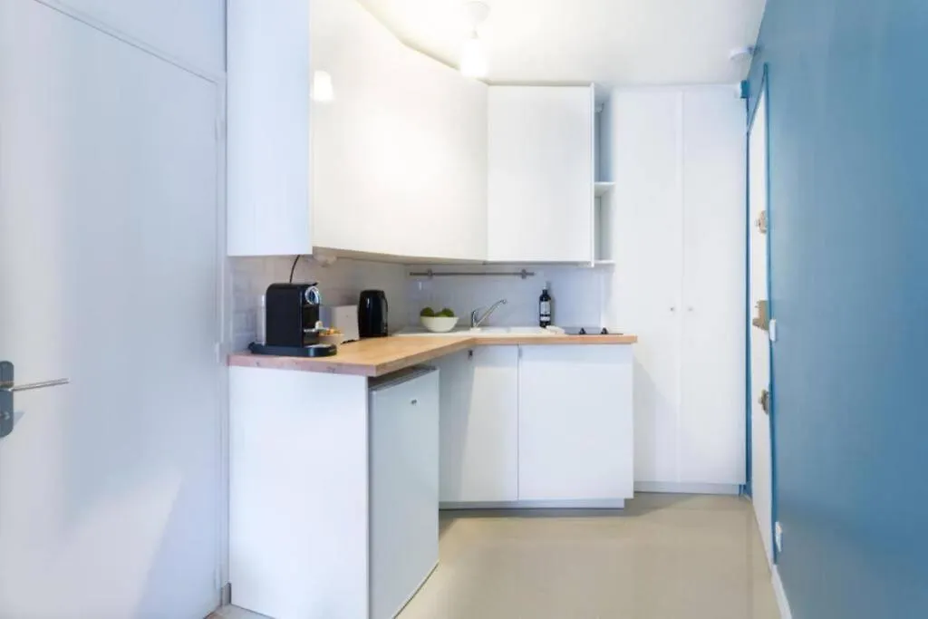 Apartment Charming Studio Canal St Martin/Gare De L'Est Paris