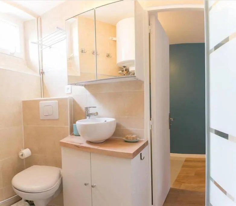 Charming Studio Canal St Martin/Gare De L'Est Paris